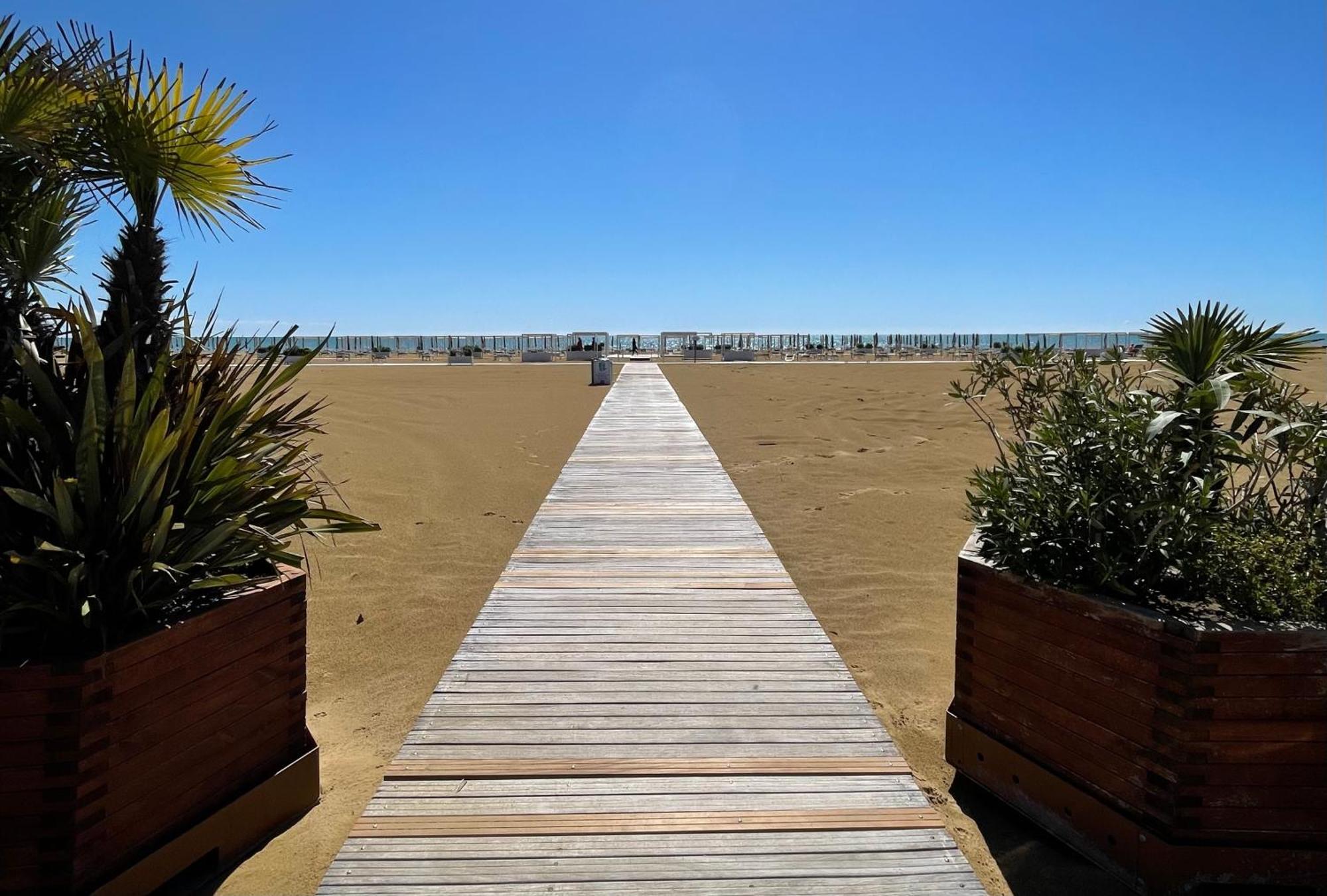 Villa Giorgio 2 Mare E Pineta ビビオーネ エクステリア 写真